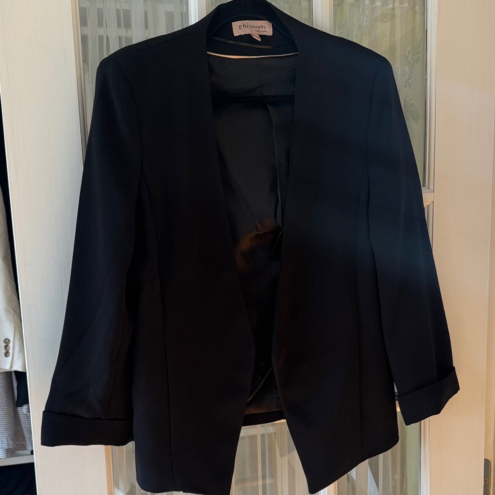 Philosophy Elegant Black Blazer - Picture 3 of 9